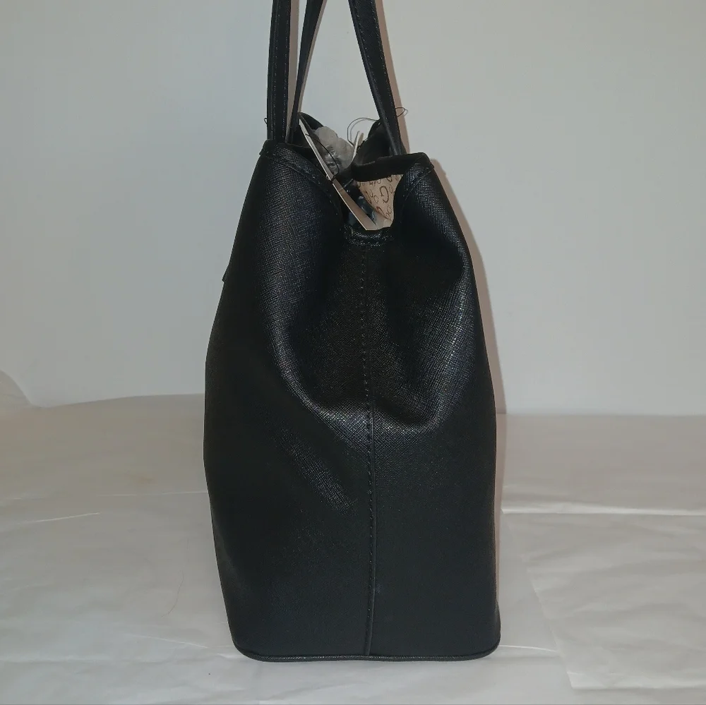 2 Pc Set GUESS Portini Triangle Logo Trap Tote & Wristlet Large, Black